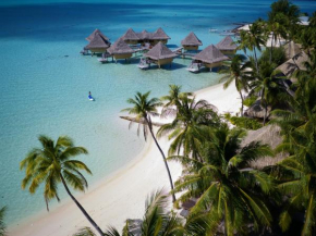 InterContinental Bora Bora Le Moana Resort, an IHG Hotel  Бора-Бора